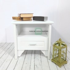 Bed side table in White